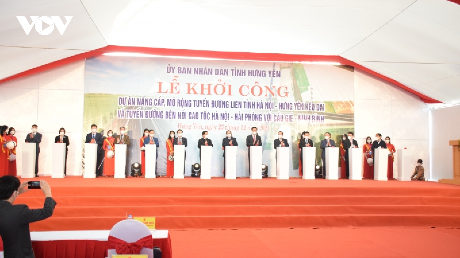 Thủ tướng dự khởi công 2 dự án giao thông trọng điểm tỉnh Hưng Yên