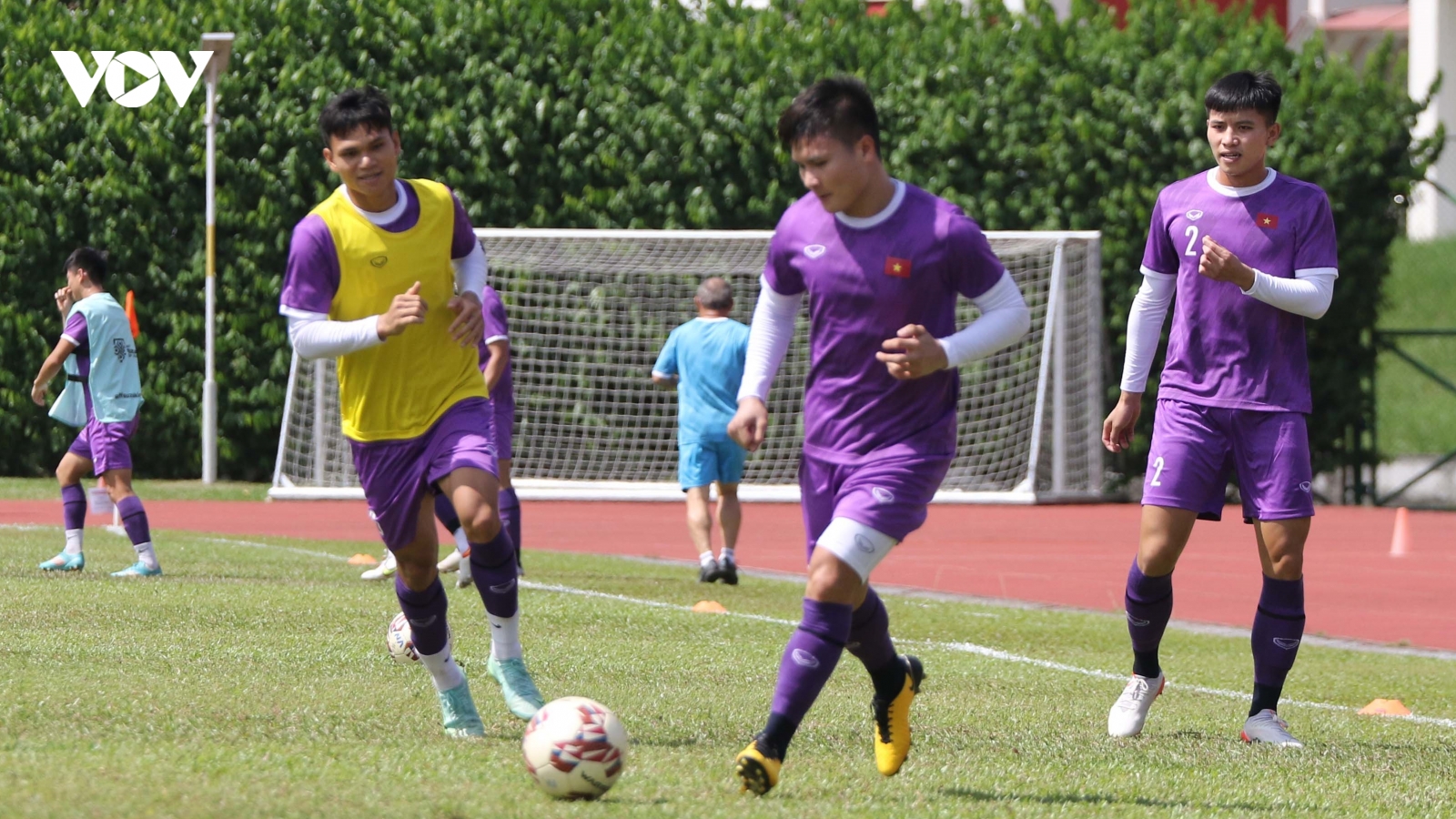 ĐT Việt Nam thi đấu nội bộ, chọn đội hình ra sân trước Malaysia