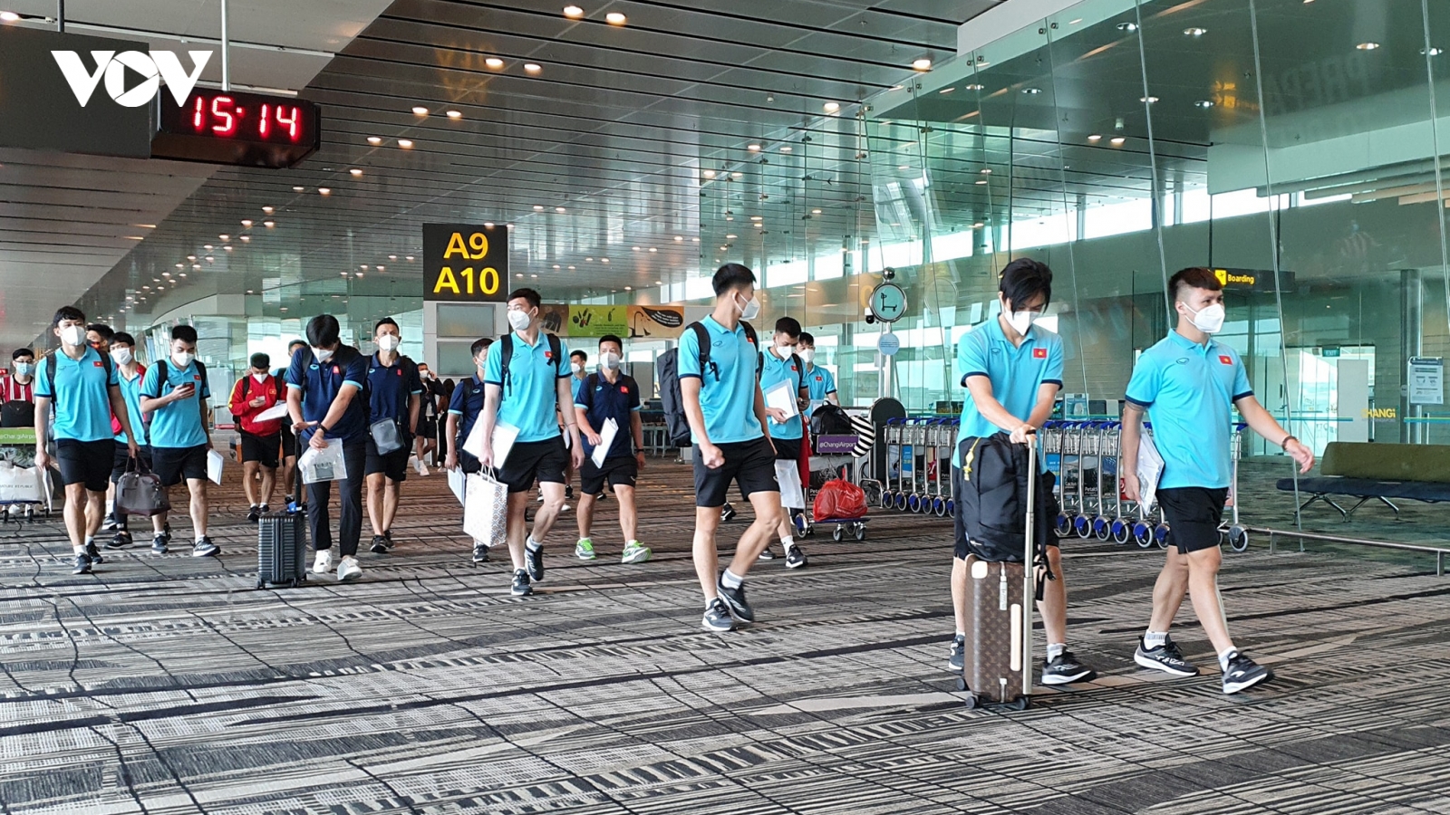 ĐT Việt Nam có mặt tại Singapore, chuẩn bị bước vào hành trình AFF Cup 2020