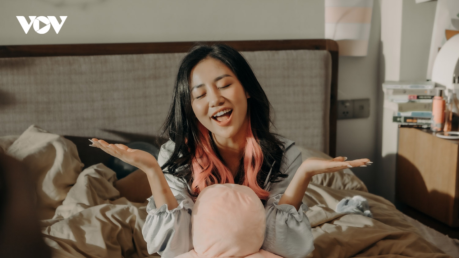 Văn Mai Hương: Sau nhiều trắc trở, tôi đã cởi mở hơn và sẵn sàng đón nhận mối quan hệ mới