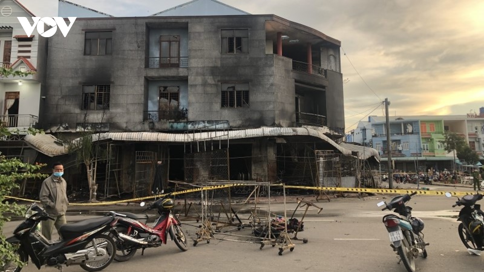 Cháy cửa hàng quần áo trong đêm, 4 người cùng 1 gia đình thiệt mạng