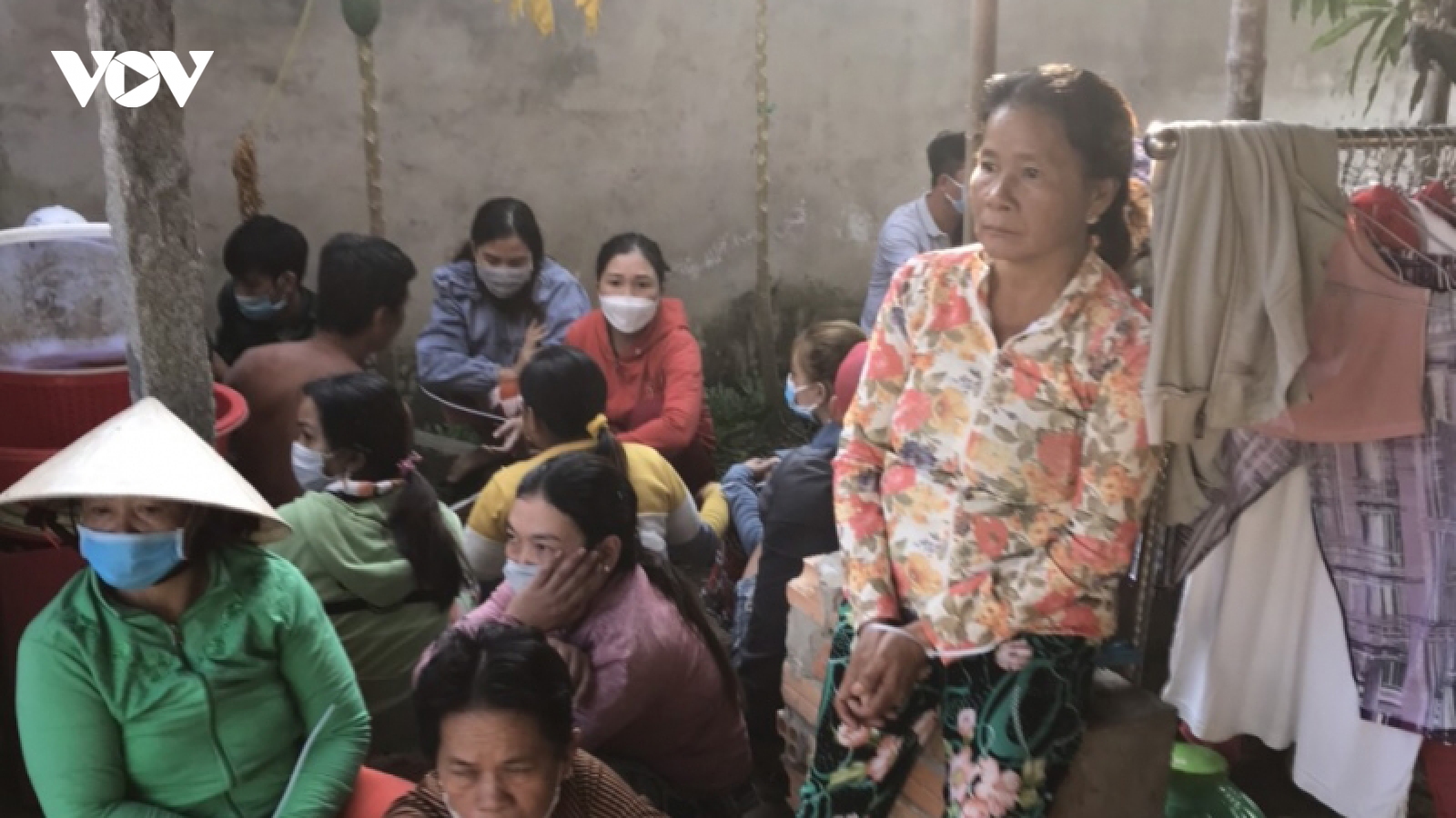 Bắt ổ đánh bạc, phát hiện 5 người nghi mắc Covid-19