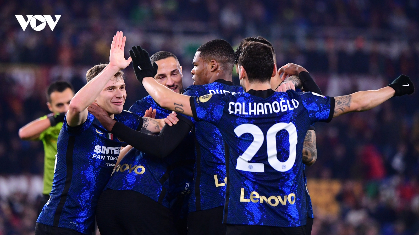 Đại thắng AS Roma, Inter Milan "gieo sầu" cho HLV Mourinho