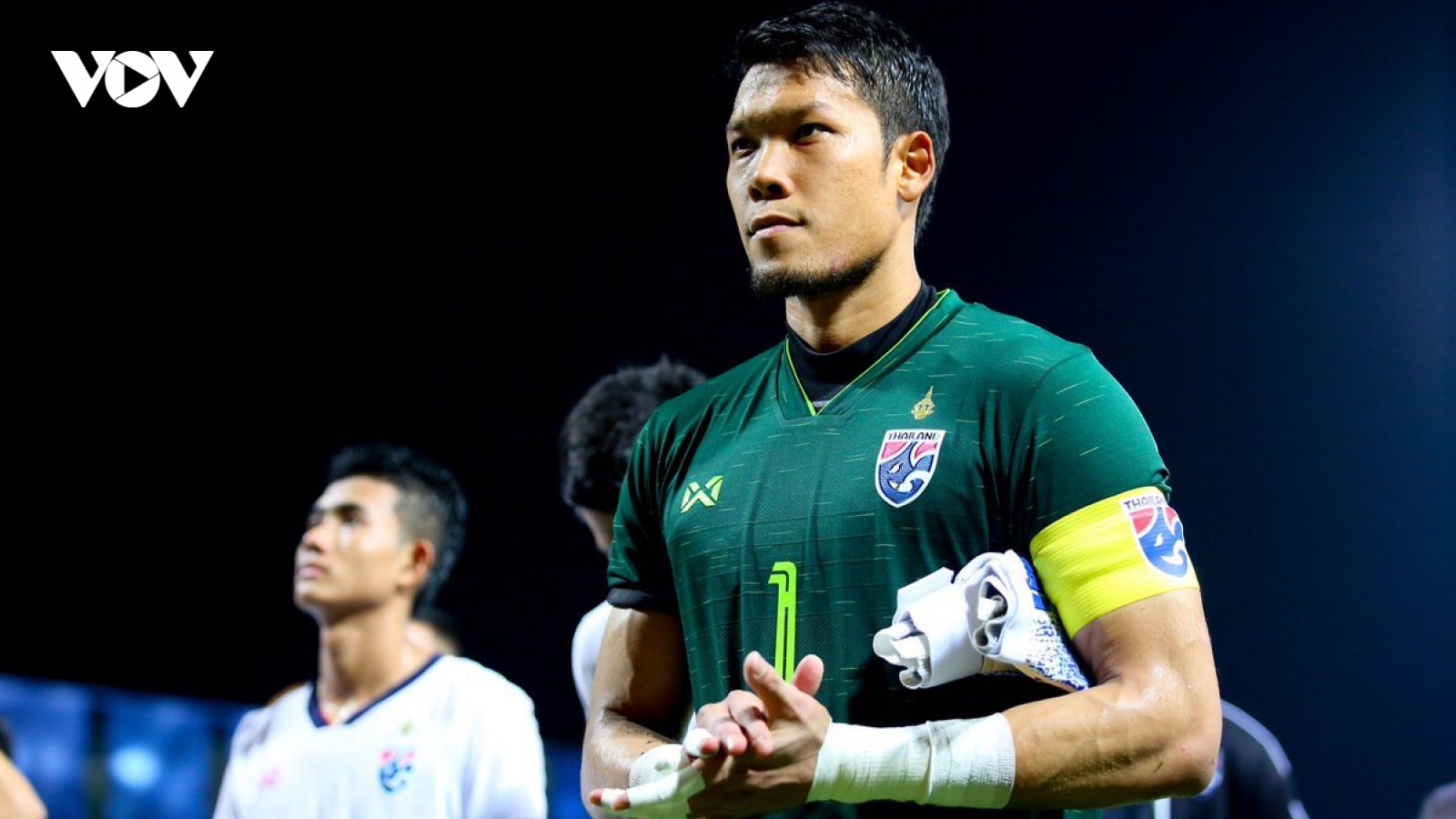 Thủ môn ĐT Thái Lan nhận tin bố mất ngay trước trận chung kết AFF Cup