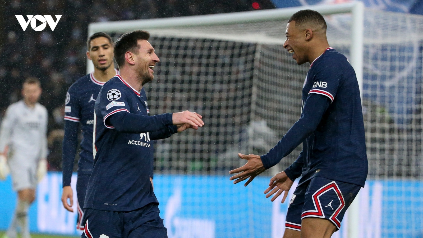 Champions League: PSG thắng đậm Brugge, Man City gục ngã trước Leipzig