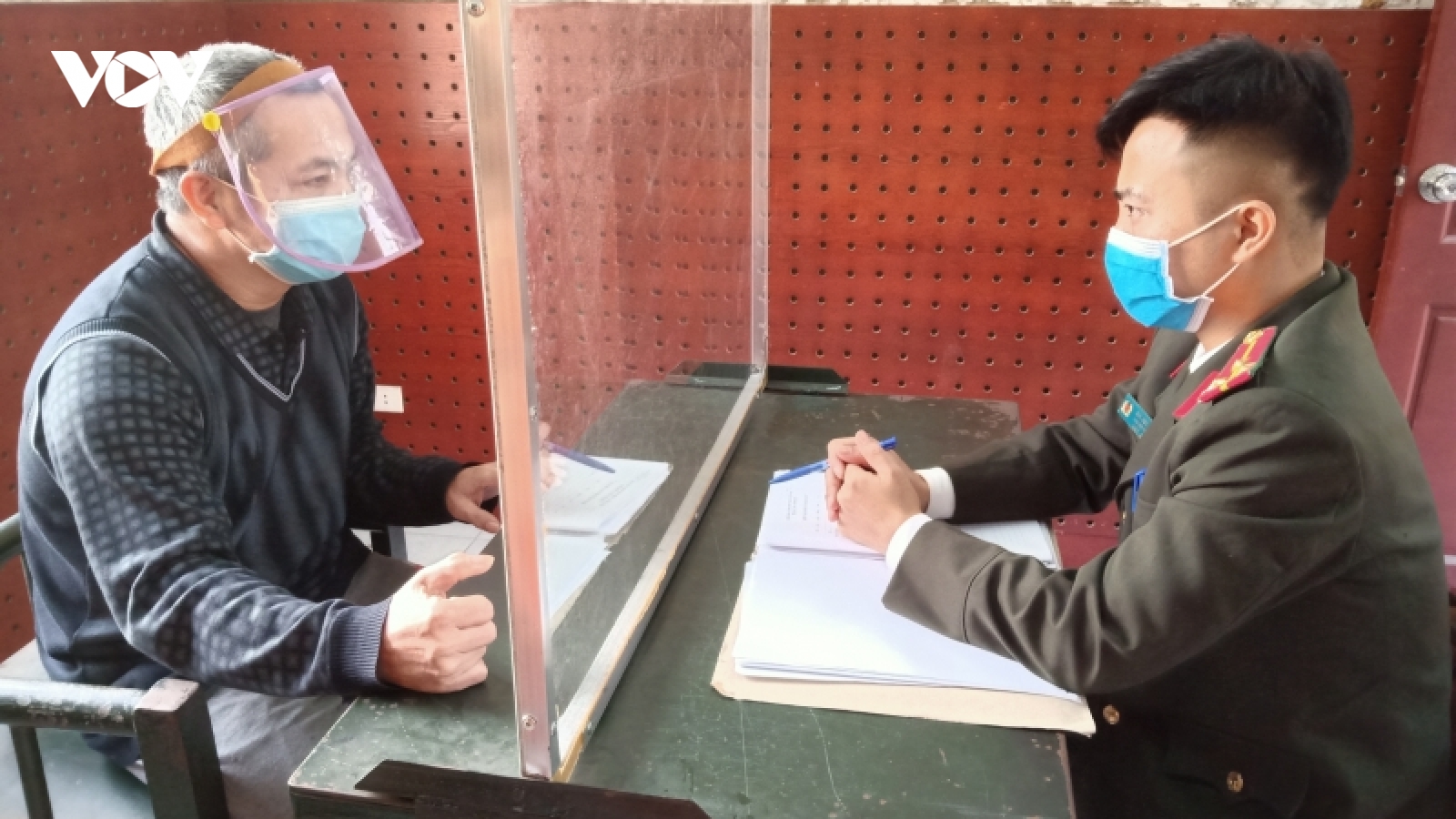 Công an Yên Bái bắt giữ đối tượng tàng trữ trái phép vũ khí quân dụng