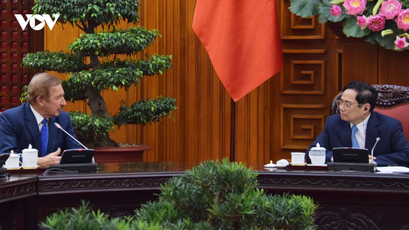 Thủ tướng Phạm Minh Chính tiếp Chủ tịch Công ty cho thuê tàu bay ALC