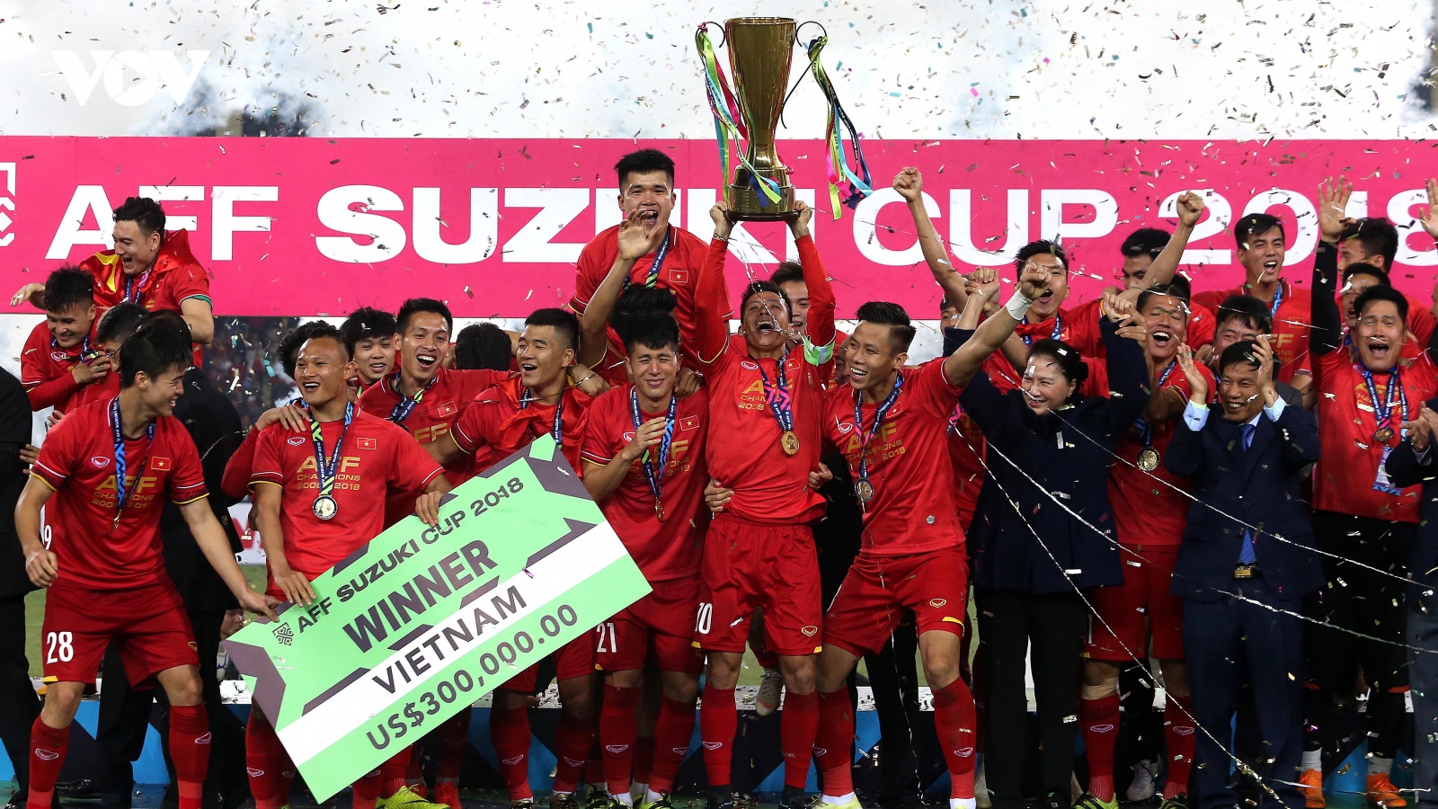 Thắng Thái Lan ở AFF Cup – Viên kim cương còn thiếu trên vương miện bóng đá Việt Nam