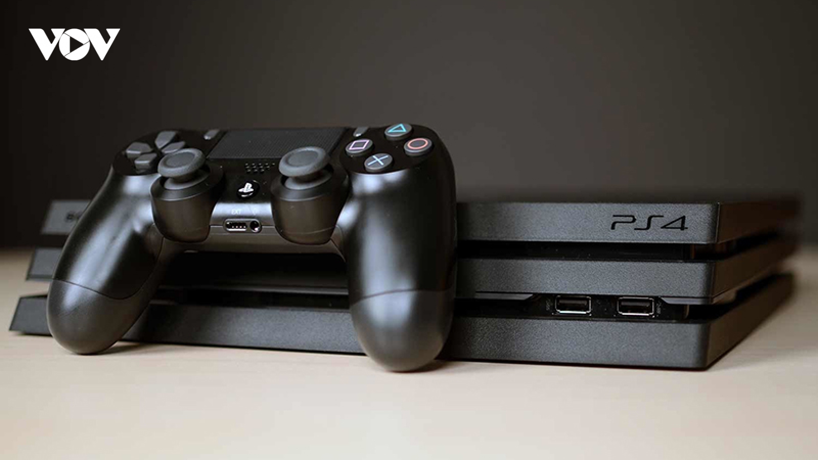 Khan hiếm PS5 buộc Sony sản xuất nhiều PS4 hơn dự kiến