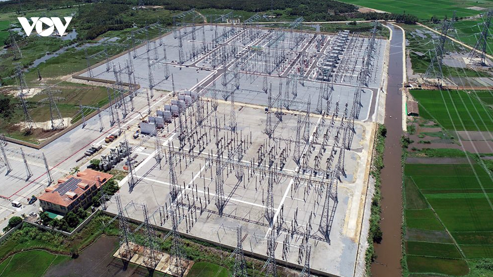 EVN nộp ngân sách nhà nước 22.440 tỷ đồng năm 2021