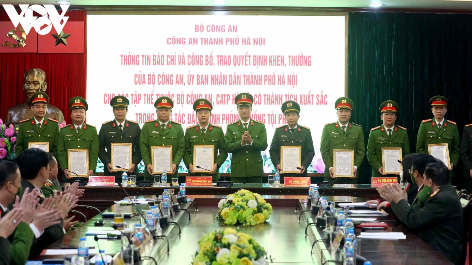 5 vụ cướp rúng động được khám phá, Công an Hà Nội được khen thưởng