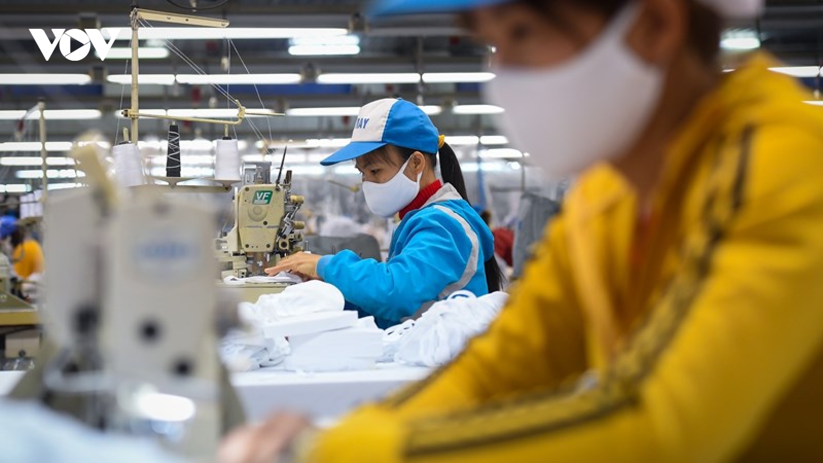 Phục hồi thị trường lao động-cần giải pháp cấp bách và lâu dài