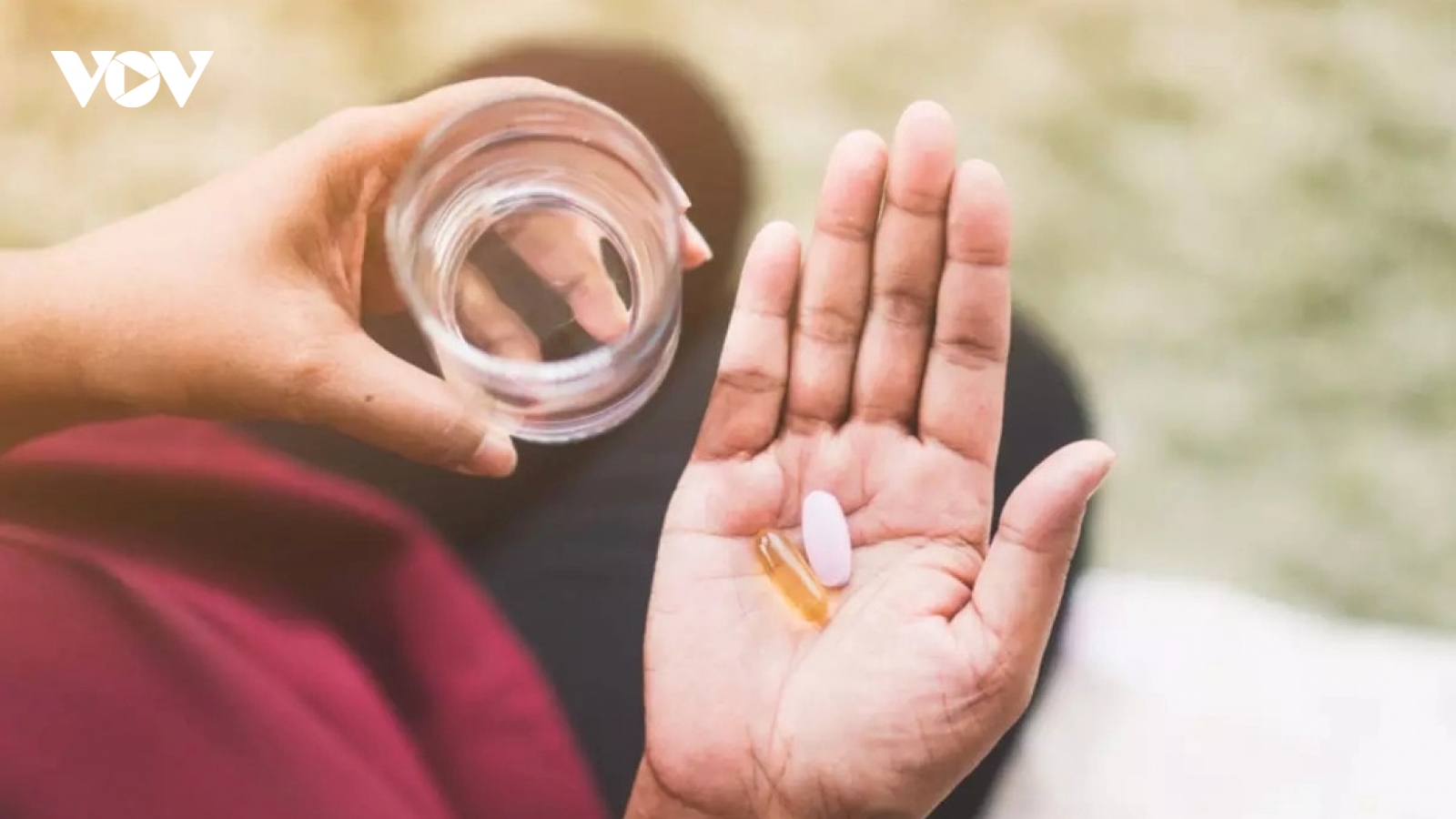 Những loại đồ uống tránh dùng chung với thuốc có chứa paracetamol