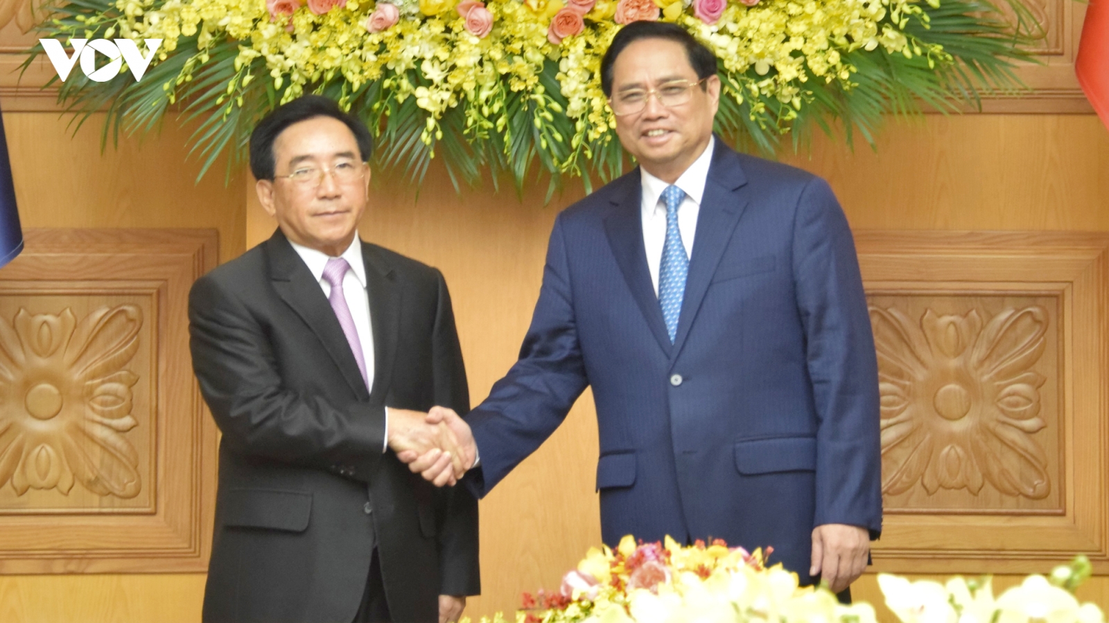 Thủ tướng Phạm Minh Chính hội đàm với Thủ tướng Lào Phankham Viphavanh