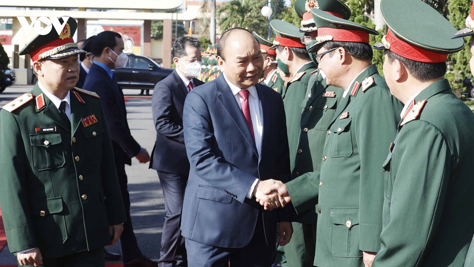 Chủ tịch nước kiểm tra công tác trực Tết, sẵn sàng chiến đấu tại Quân khu 5