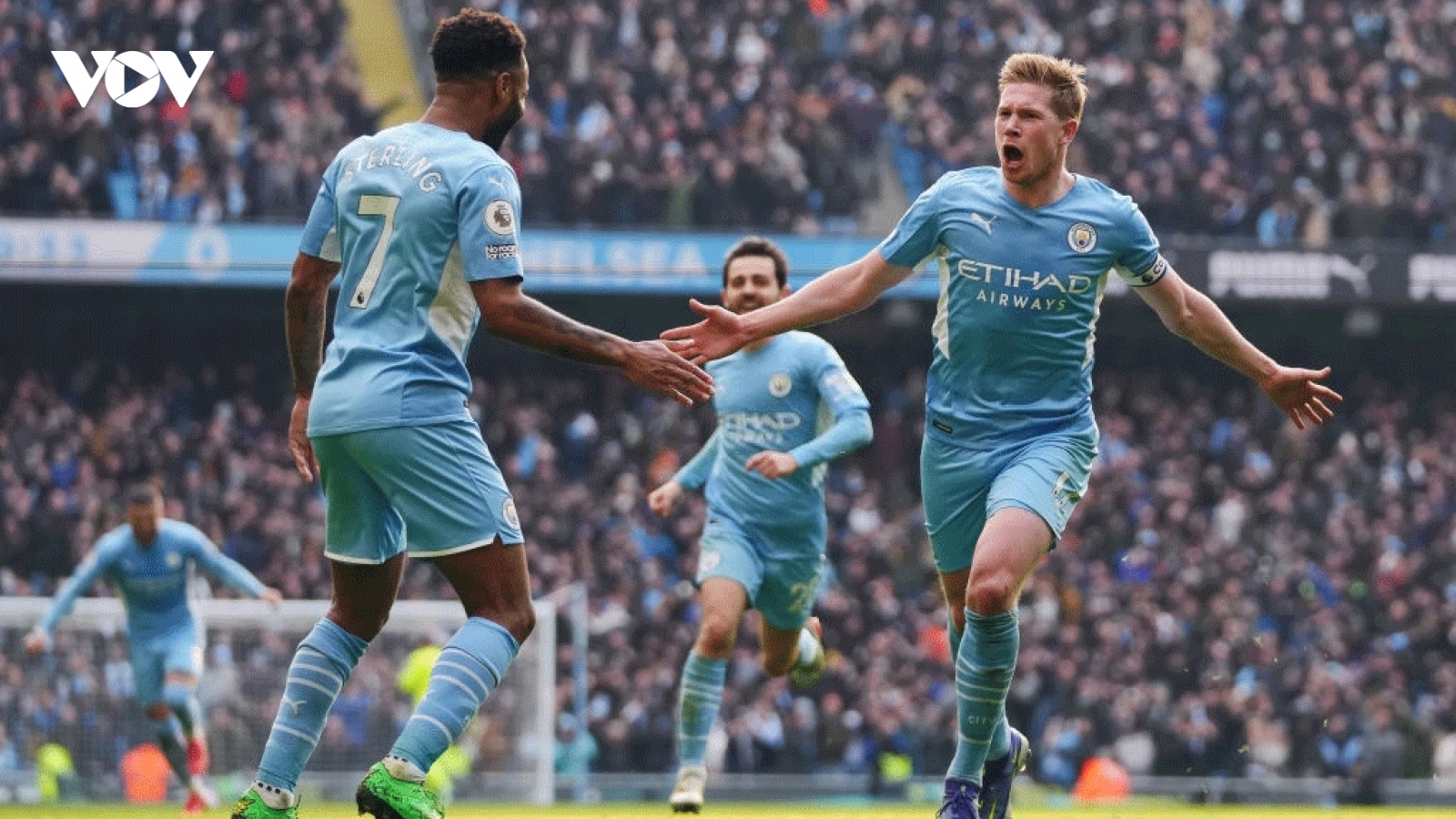 Sau vòng 22 Ngoại hạng Anh 2021/2022: MU nhìn Man City băng băng về đích