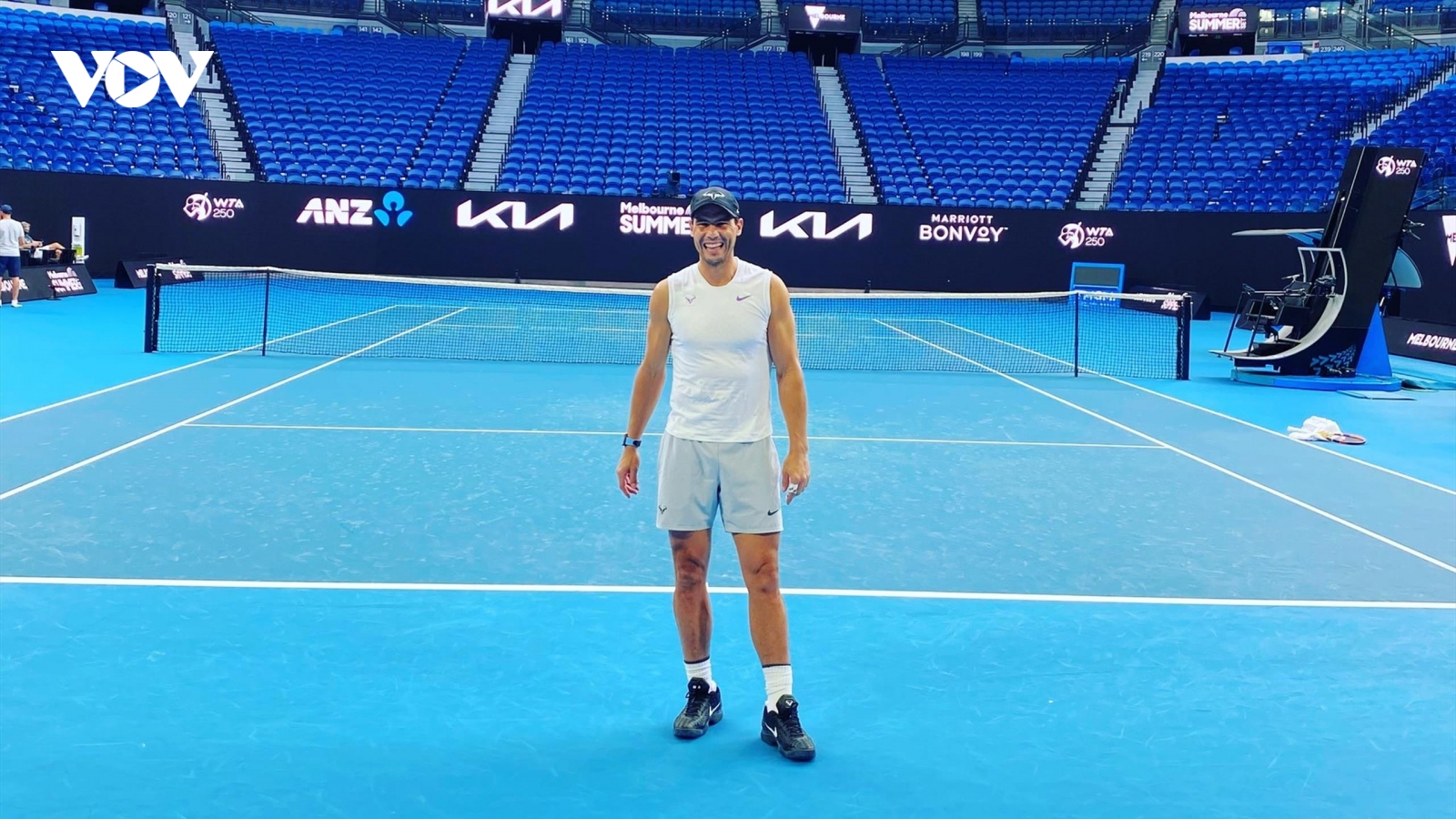 Australia Open 2022 vẫn diễn ra dù có thể trở thành sự kiện "siêu lây nhiễm"