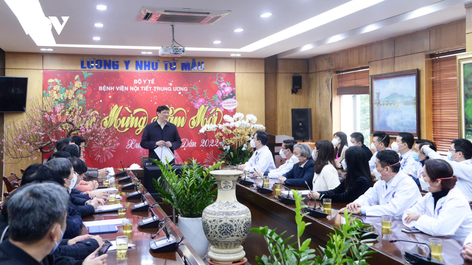 Bộ trưởng Y tế đề xuất nâng mức phụ cấp cho y tế cơ sở lên 100%