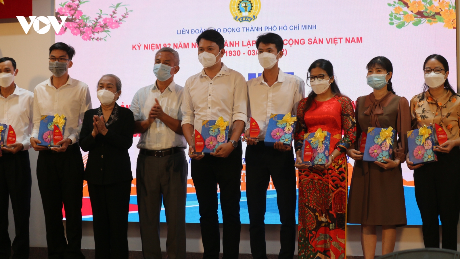 TP.HCM vinh danh 92 đảng viên tiêu biểu là công nhân