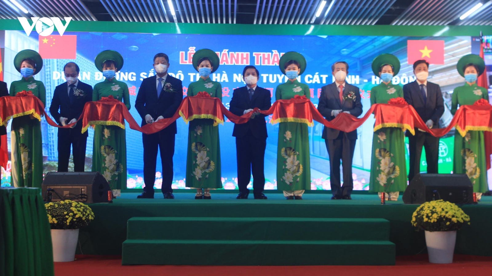 Cắt băng khánh thành đường sắt Cát Linh - Hà Đông sau 2 tháng vận hành thương mại