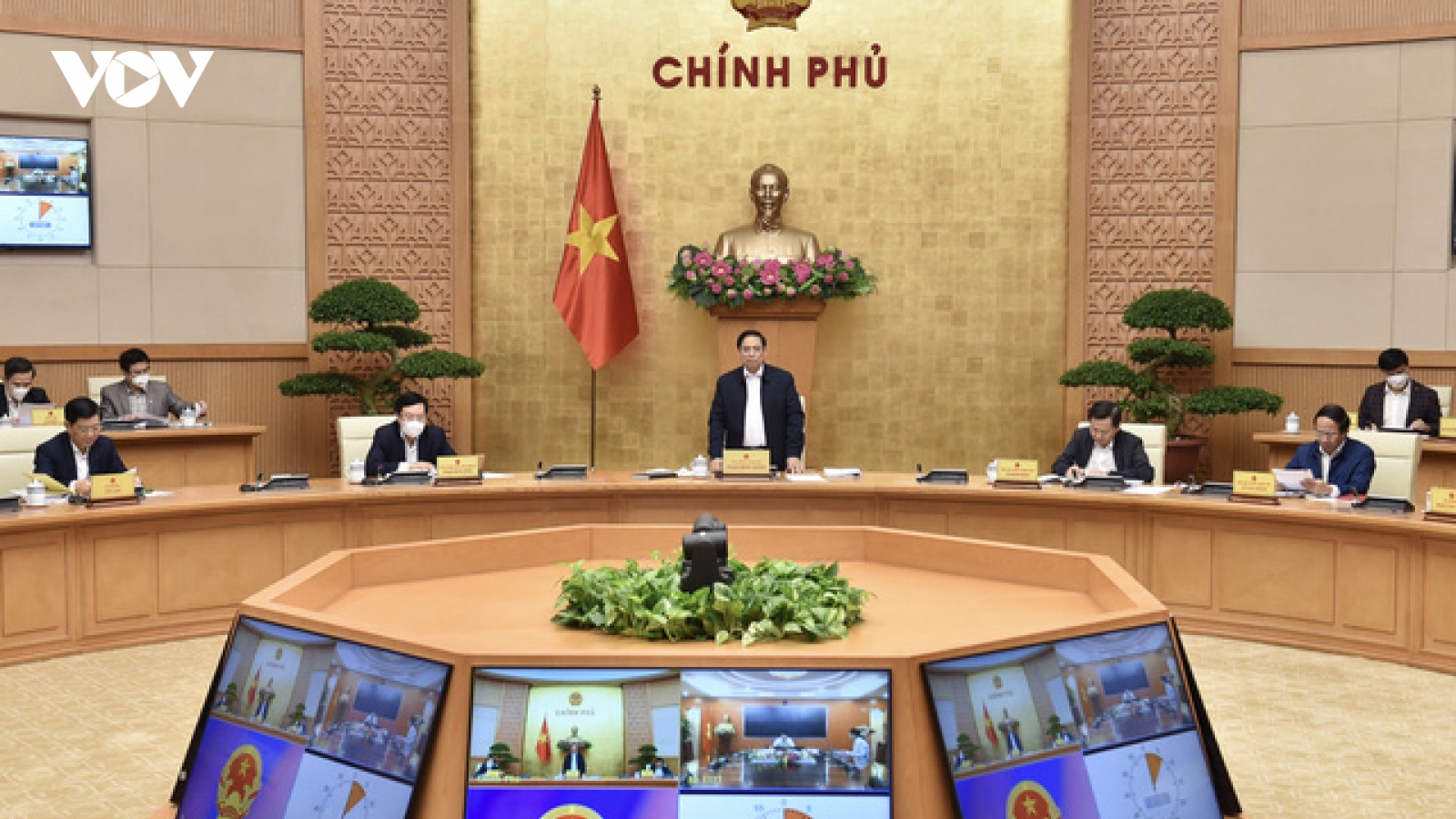 Chính phủ ban hành Chương trình phục hồi và phát triển kinh tế - xã hội