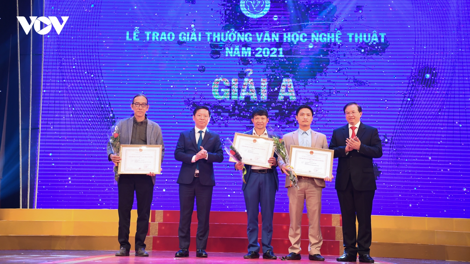 Trao giải thưởng Văn học Nghệ thuật 2021 