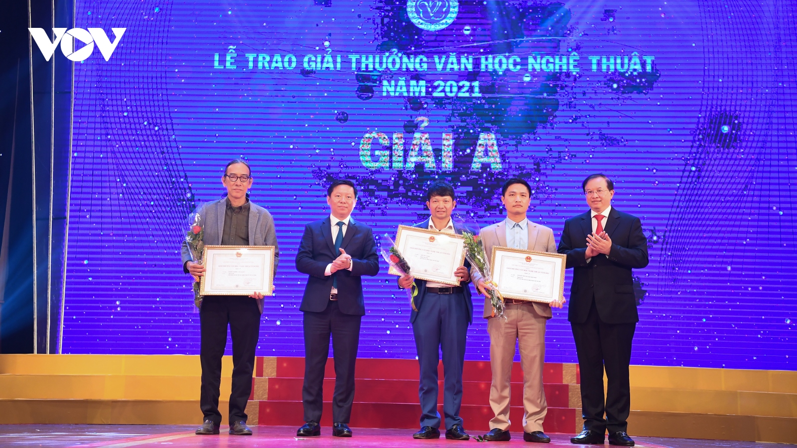 Trao giải thưởng Văn học Nghệ thuật 2021 