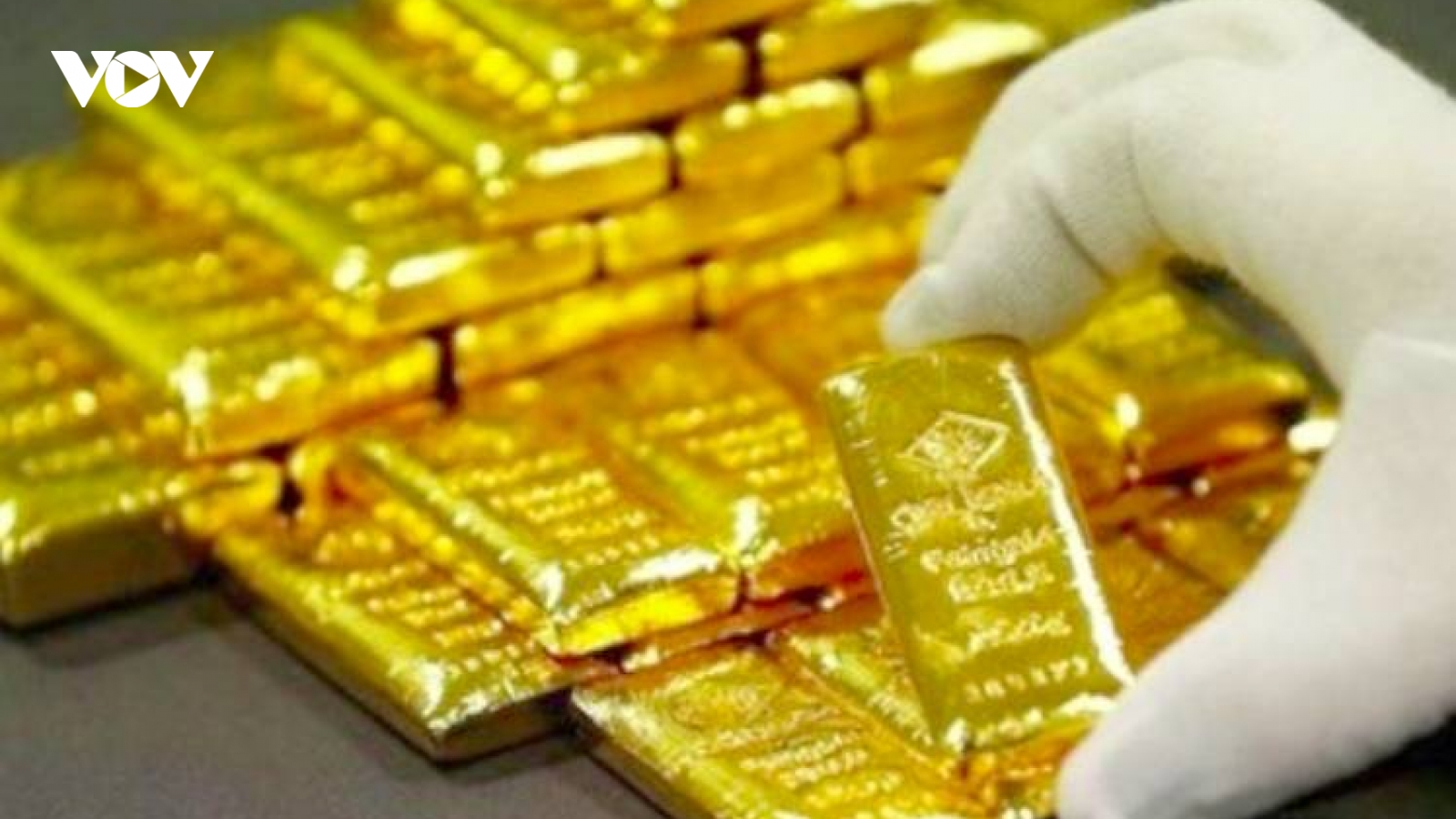 Giá vàng SJC tăng mạnh, bỏ xa mốc 62 triệu đồng/lượng