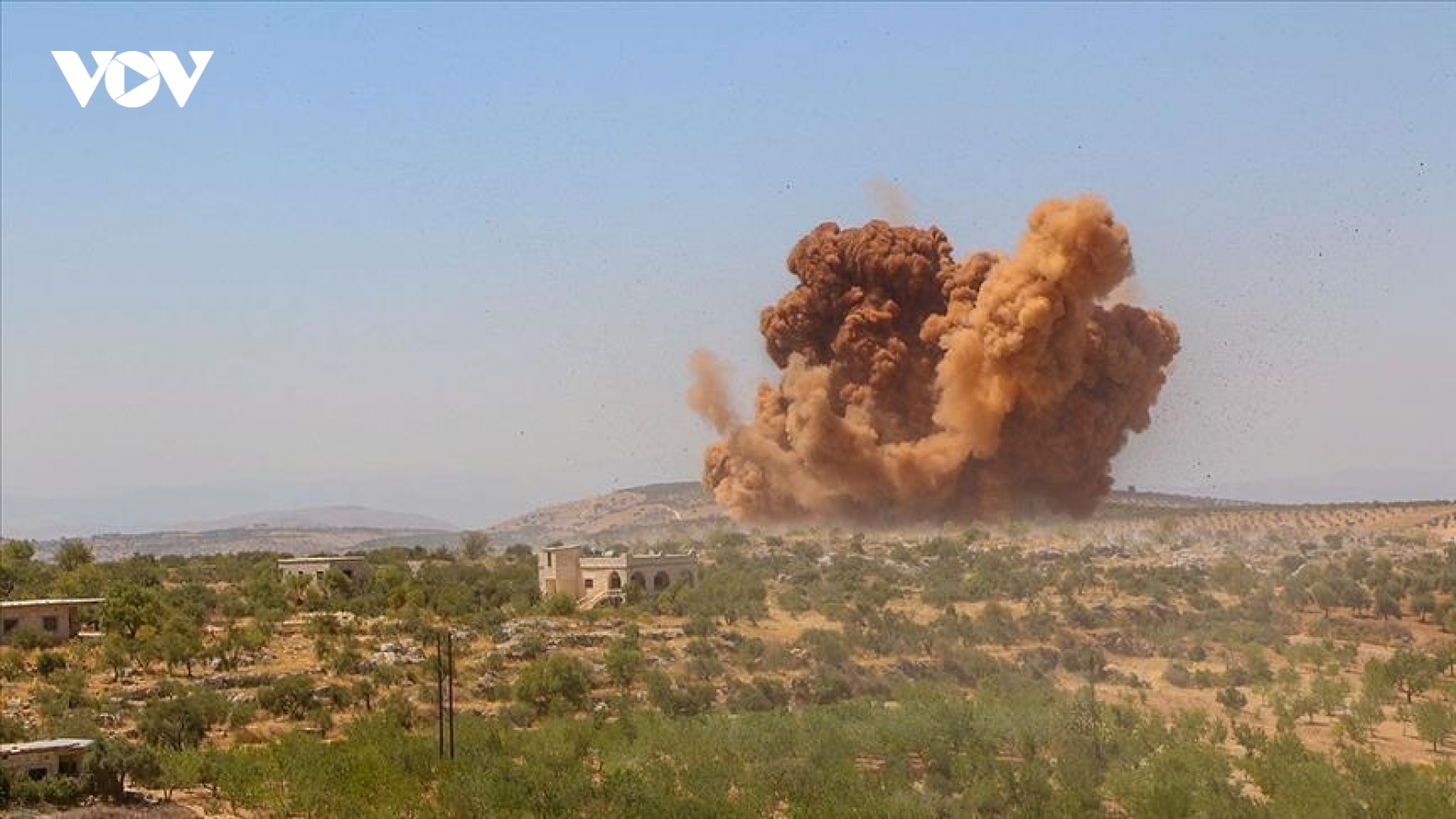 Rocket đánh trúng căn cứ quân sự của lực lượng Mỹ đồn trú tại Syria