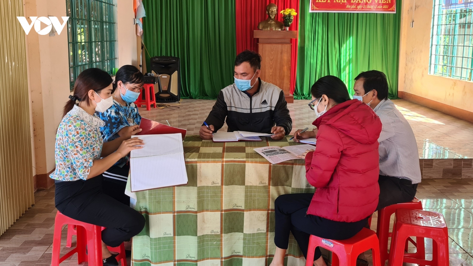 Khi đảng viên "đi trước", nông thôn mới đi vào hiệu quả thực chất