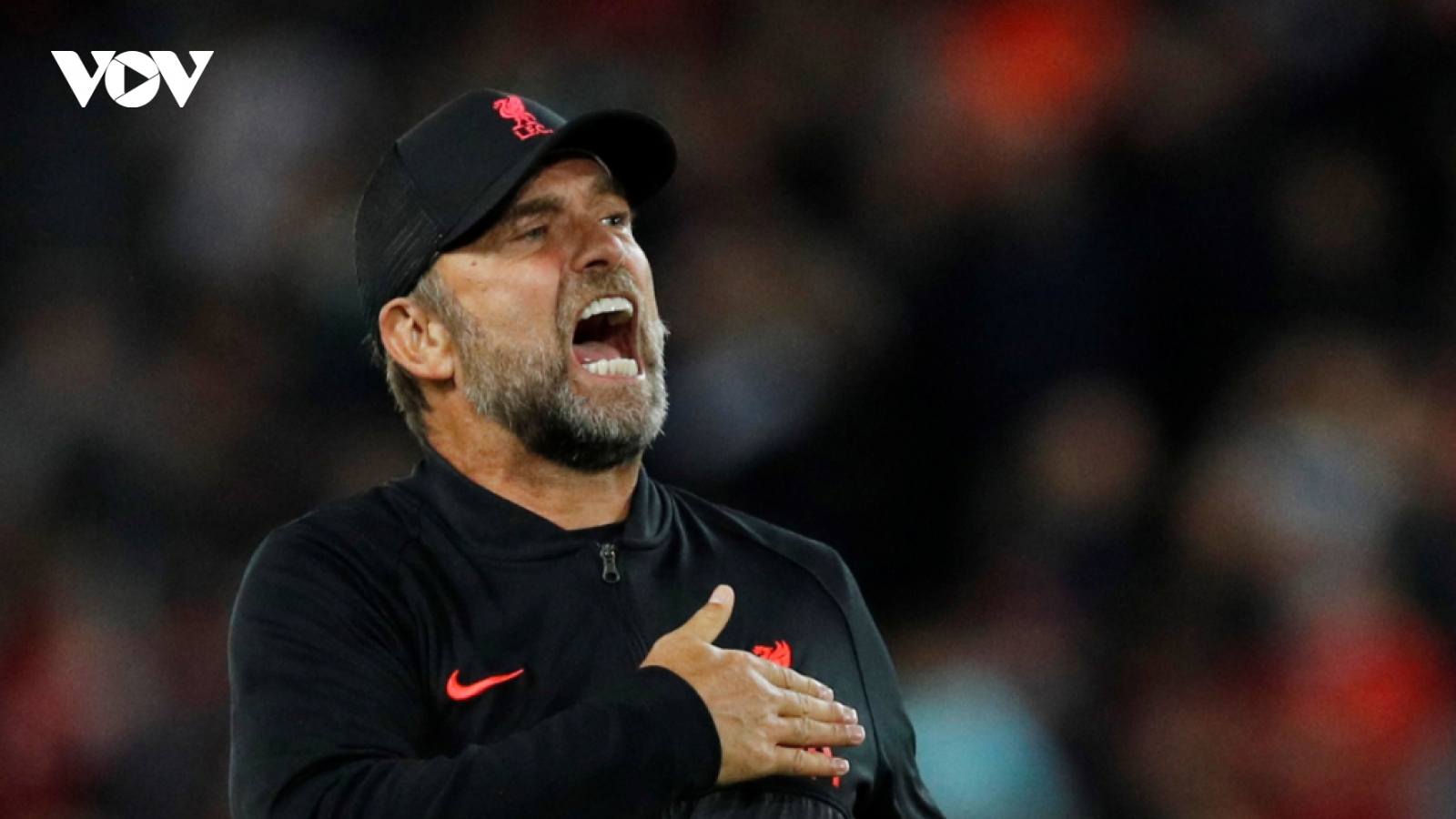 Liverpool nhận "hung tin" trước đại chiến với Chelsea