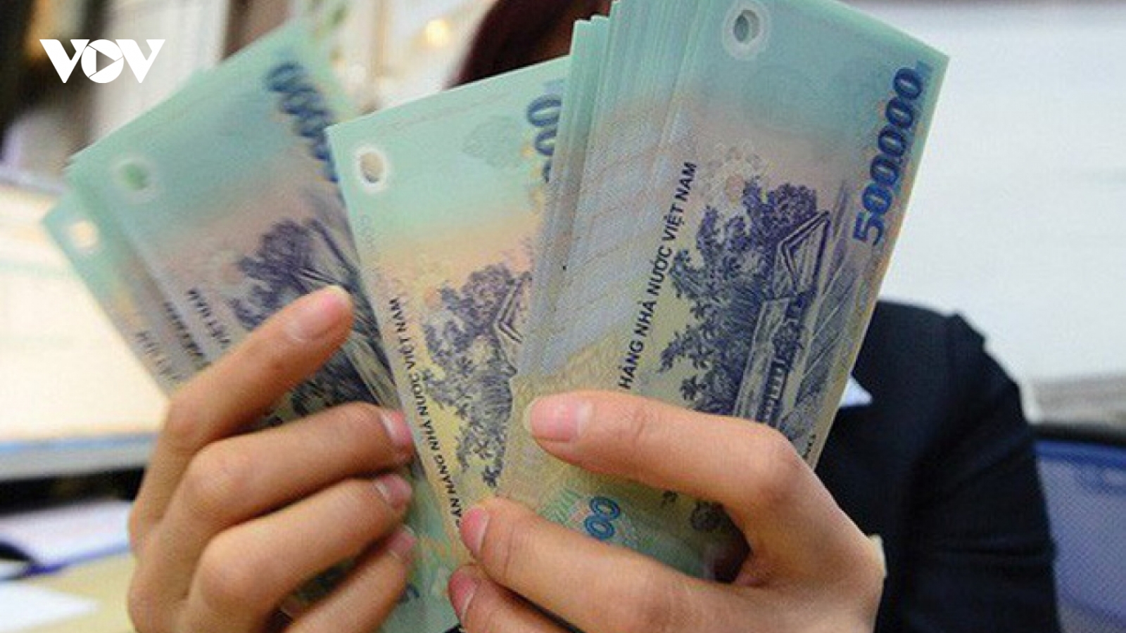 Thưởng Tết 2022, nơi tiền tỷ, chỗ vài chục nghìn đồng