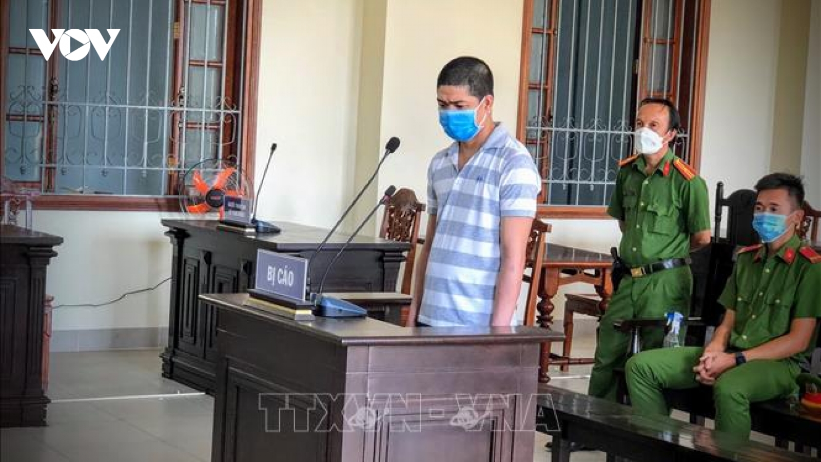 Thợ sơn lãnh 23 năm tù vì đâm chủ nhà và người giúp việc để cướp tài sản