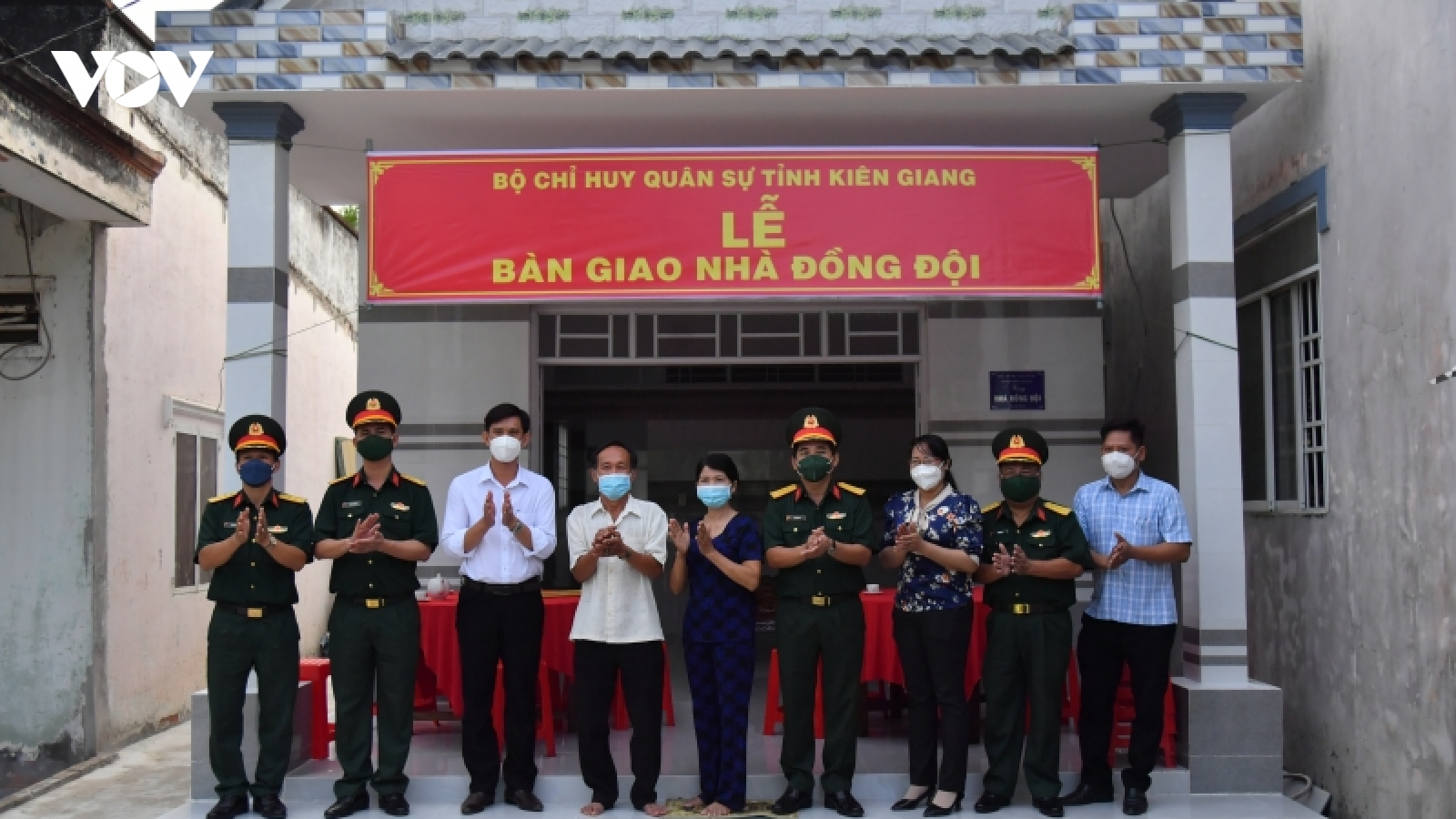 Kiên Giang bàn giao 116 căn nhà đồng đội, nhà đại đoàn kết