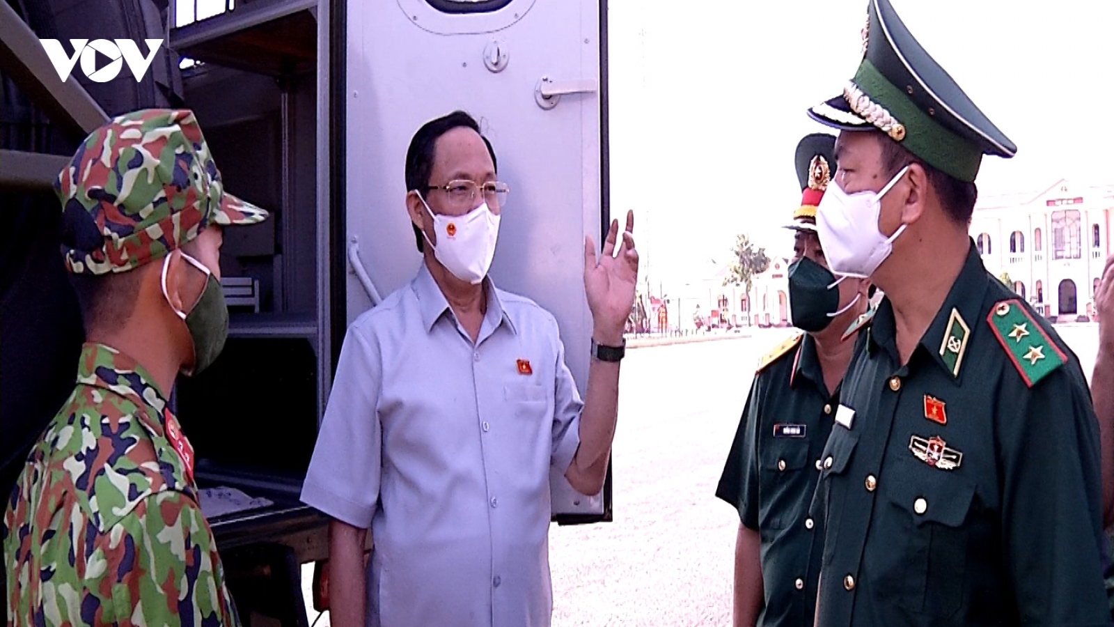 Phó Chủ tịch Quốc hội Trần Quang Phương thăm, chúc Tết lực lượng vũ trang Tây Nam Bộ