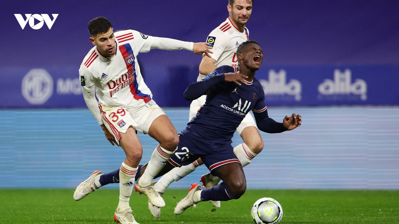 Messi vắng mặt, PSG tiếp tục mạch không thắng trên sân khách