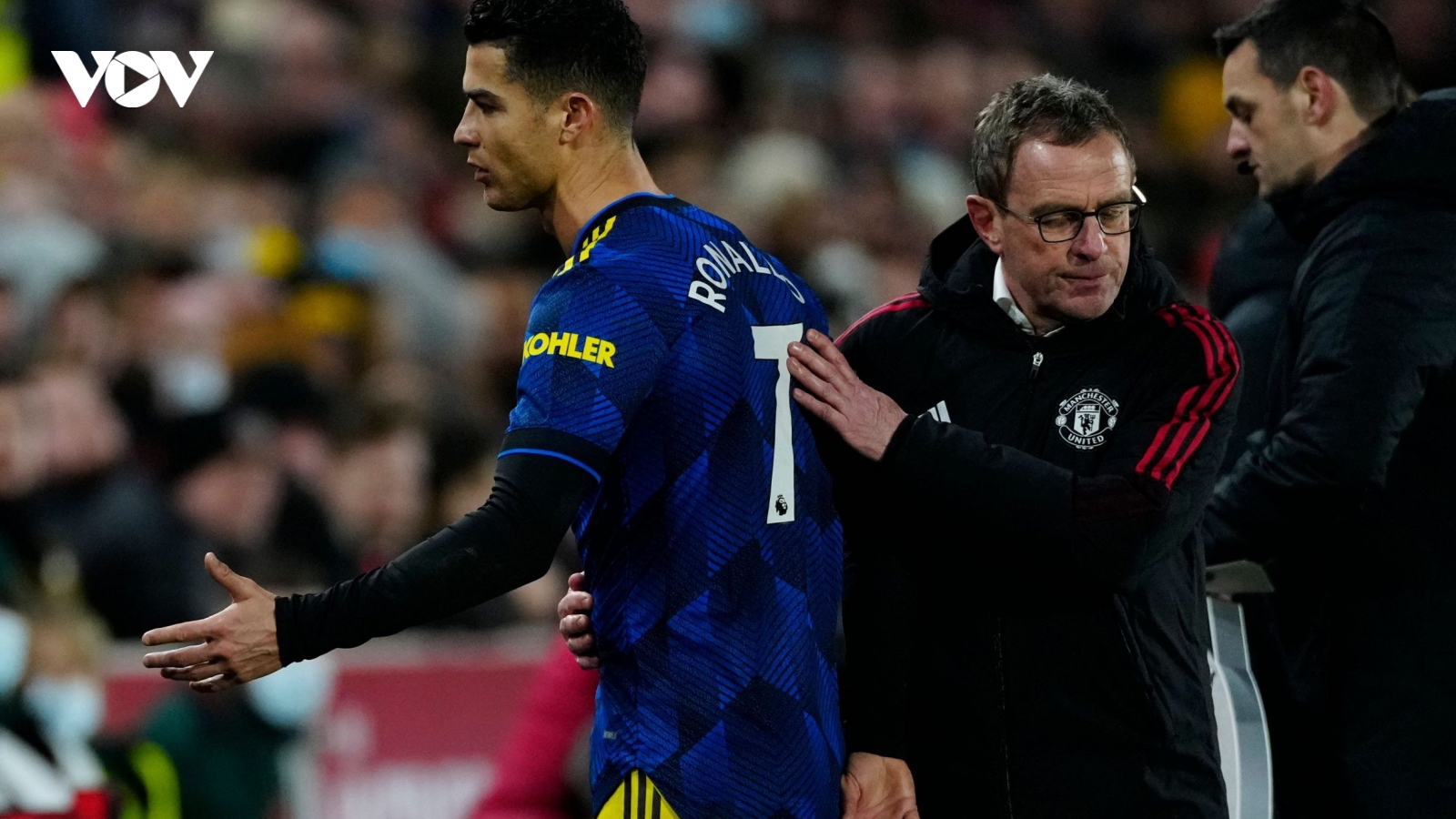 Ralf Rangnick giải thích lý do thay Cristiano Ronaldo khỏi sân