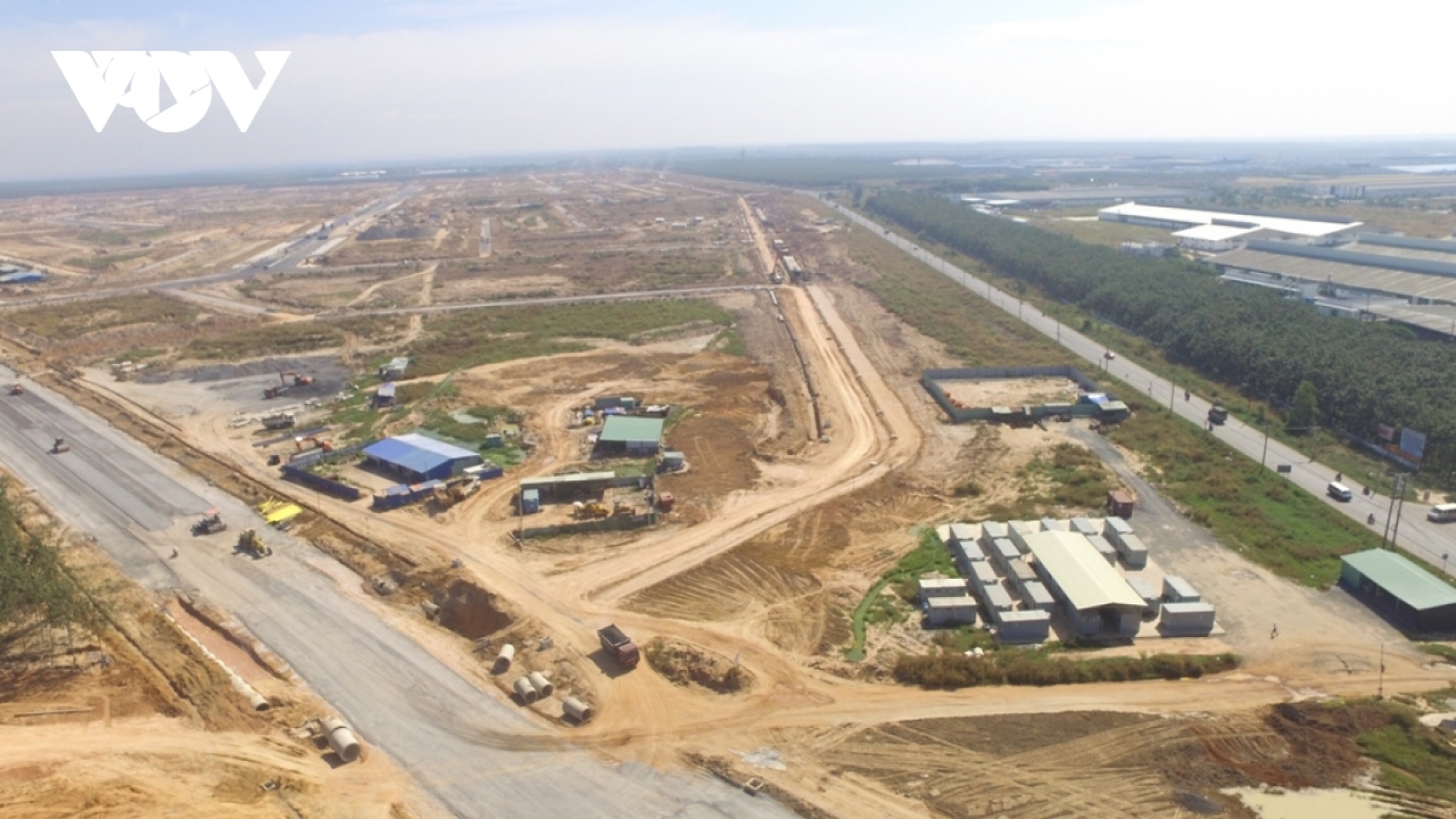 Kiên quyết thay thế nhà thầu yếu kém, thi công chậm tiến độ sân bay Long Thành