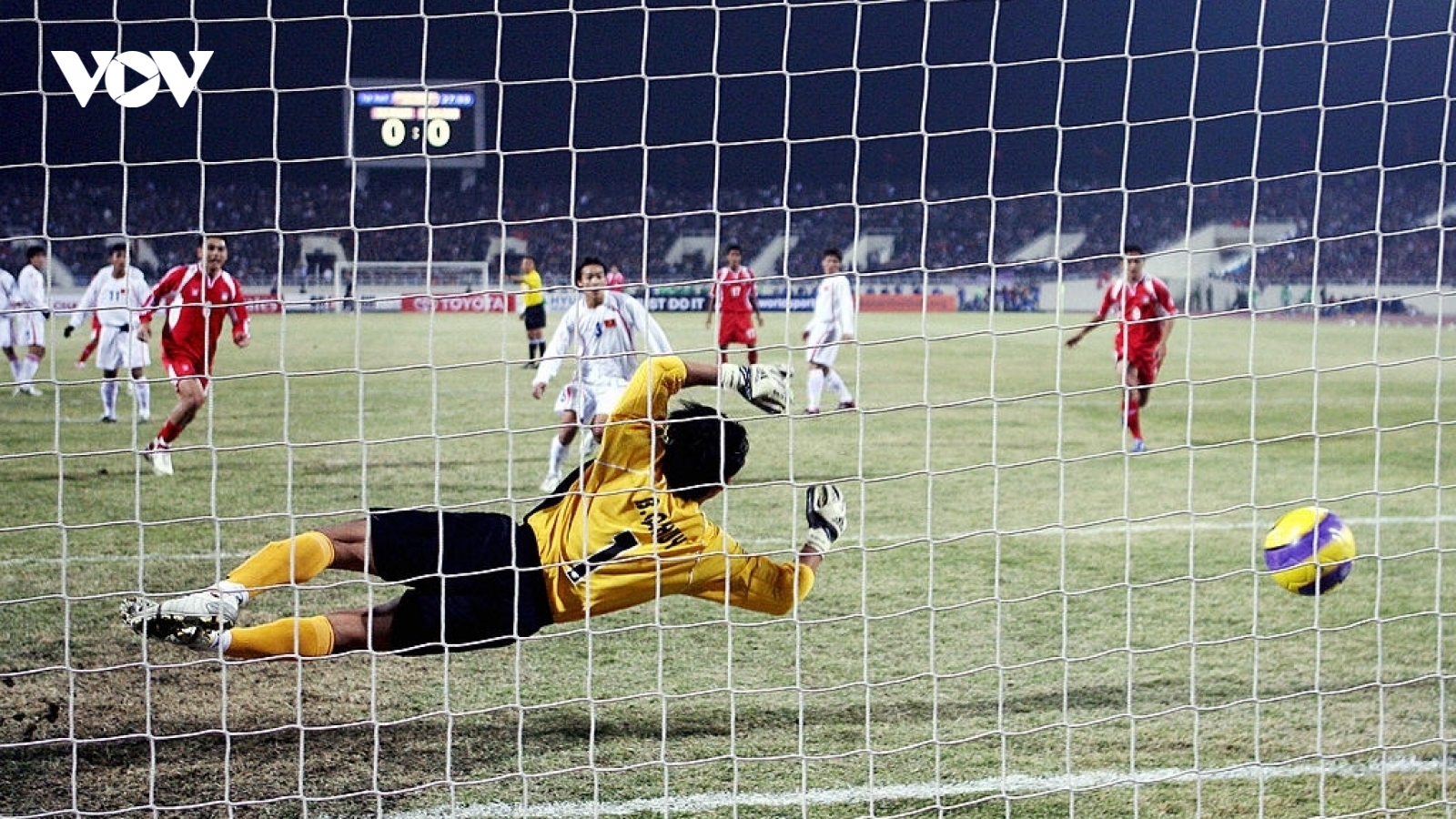Ngày này năm xưa: ĐT Thái Lan hạ ĐT Việt Nam bằng những cầu thủ đá V-League
