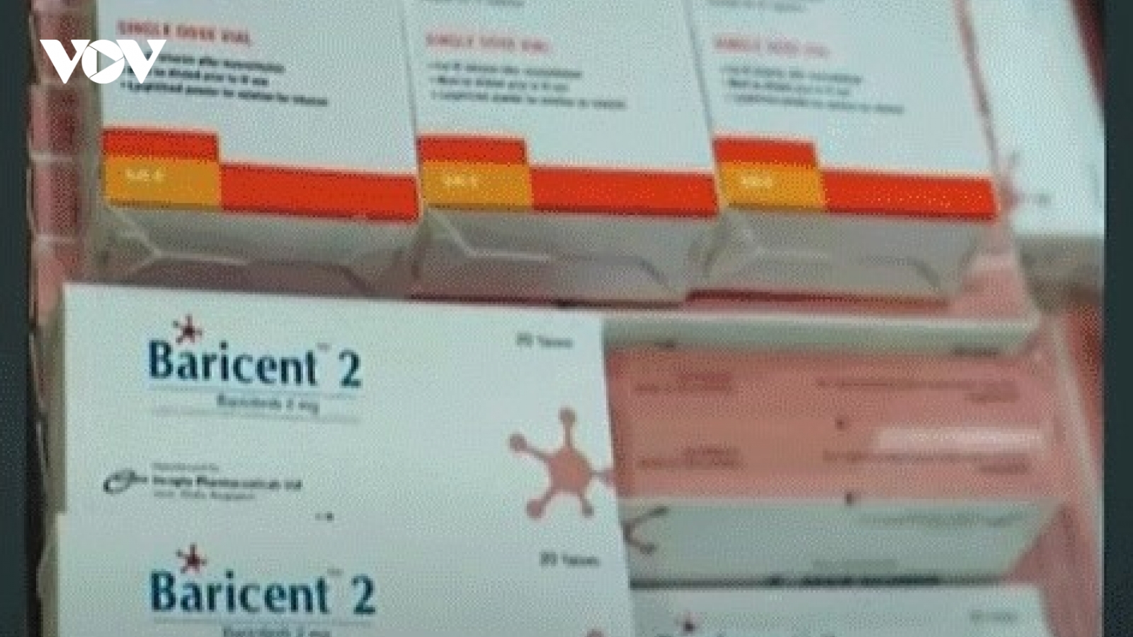 Nguy hiểm khi tự ý mua thuốc điều trị Covid-19 tại nhà