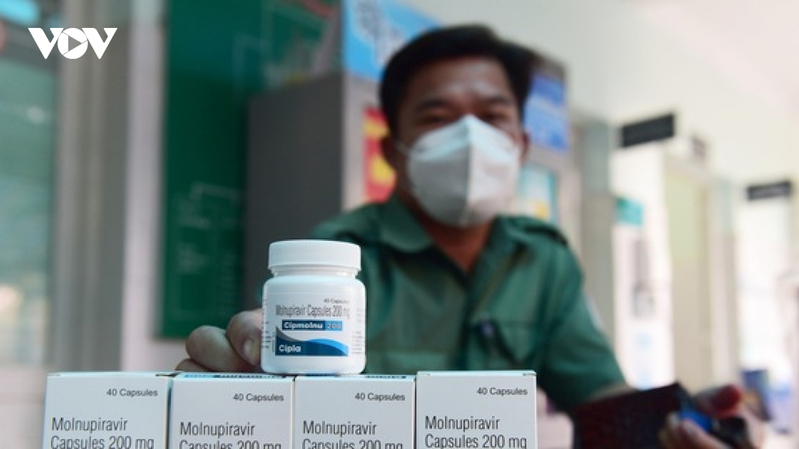 Thuốc Molnupiravir: Xem xét cấp số đăng ký cho 4 nhà sản xuất