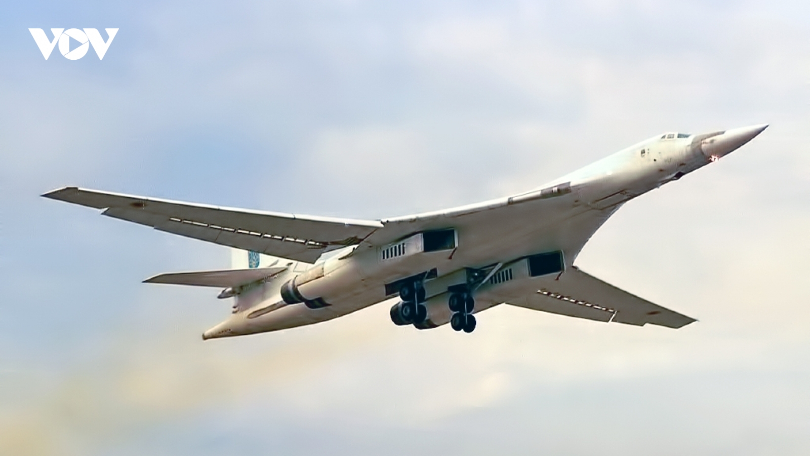Mỹ từng tìm cách mua 3 máy bay ném bom chiến lược Tu-160