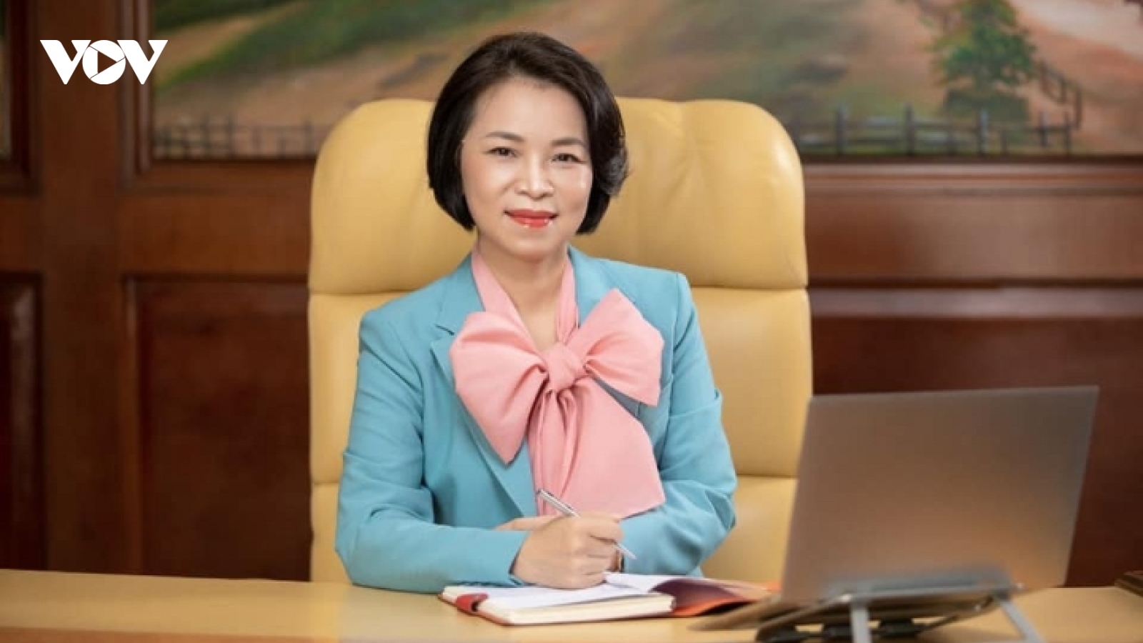 Chân dung phu nhân kín tiếng của tỷ phú Phạm Nhật Vượng lần đầu lộ diện