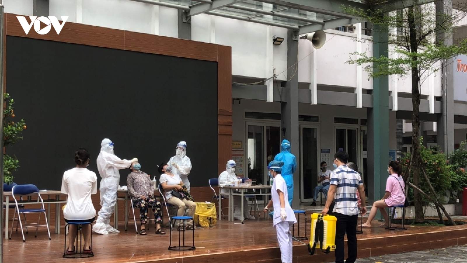 3 mũi giáp công trong chiến lược phủ vaccine phòng Covid-19