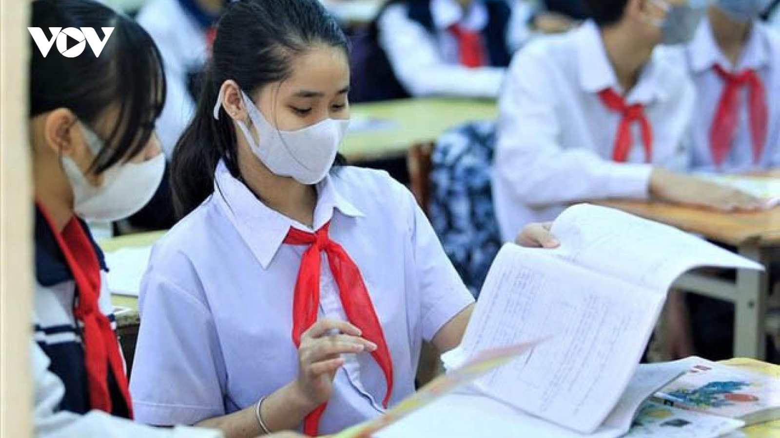 PGS.TS Nguyễn Huy Nga: "Cần đánh giá khác, Hà Nội là vùng xanh, trẻ em được đi học"