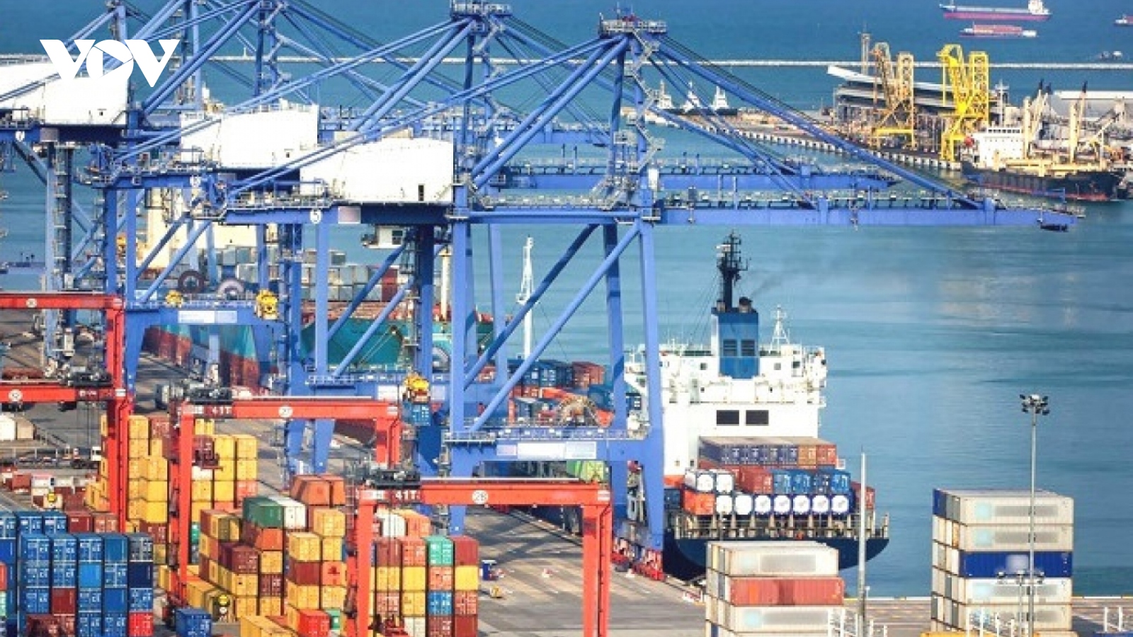 Vietnam enjoys trade surplus from 54 markets globally