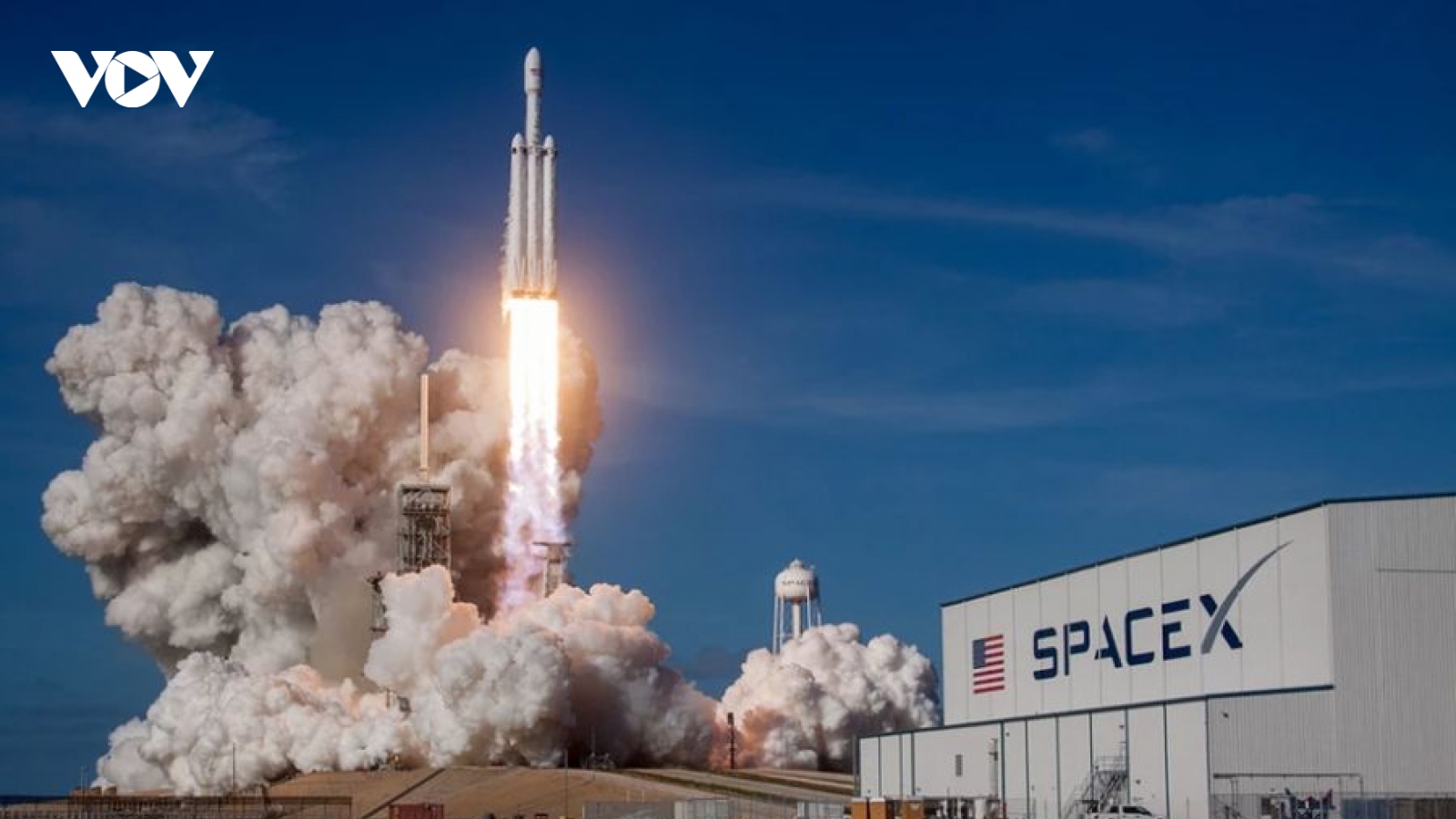 Bão địa từ phá hỏng gần hết số vệ tinh Starlink vừa được SpaceX phóng lên vũ trụ