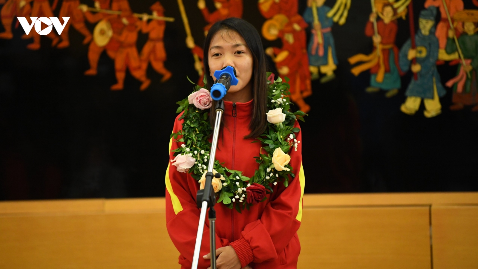 Đội trưởng ĐT nữ Việt Nam tri ân người hâm mộ trong ngày trở về