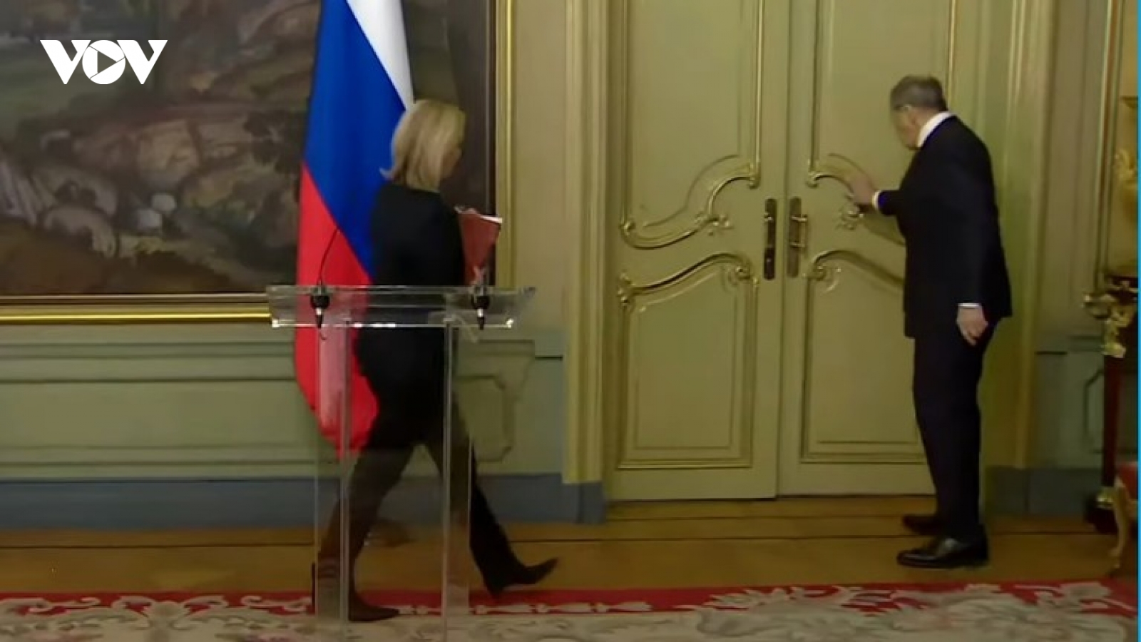 Đại sứ quán Nga bác thông tin Ngoại trưởng Lavrov “lạnh nhạt” với người đồng cấp Anh