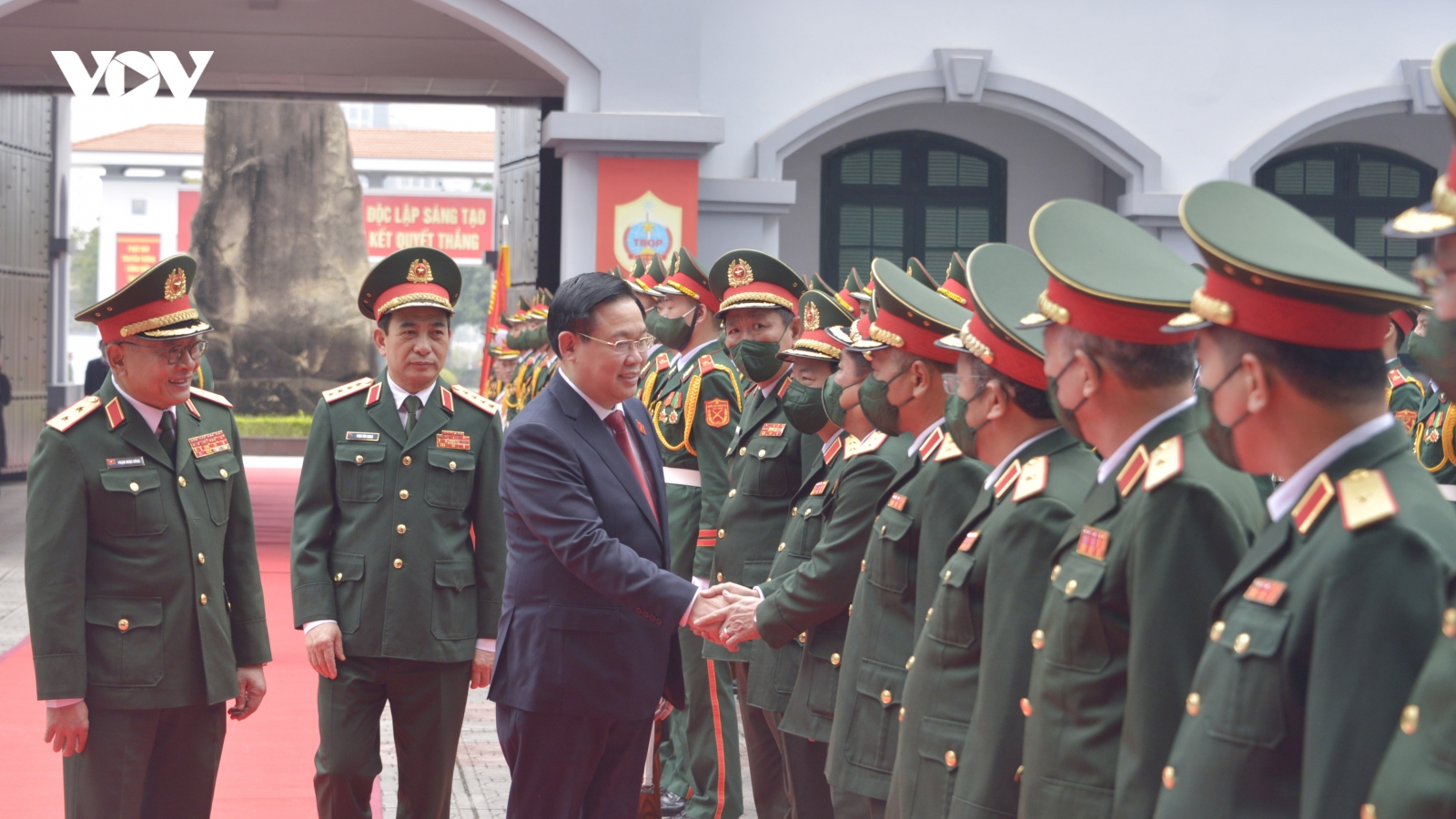 Chủ tịch Quốc hội: Xây dựng tình báo quốc phòng luôn là lực lượng đặc biệt tin cậy